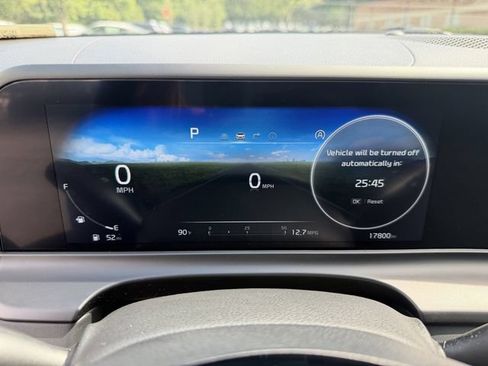 Certified 2025 Kia Seltos EX FWD image 21