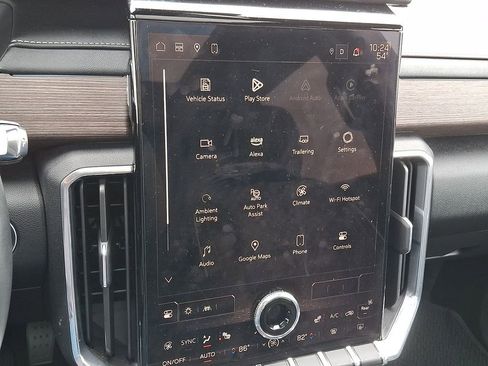 Used 2024 GMC Acadia Denali w/ Super Cruise Package image 28