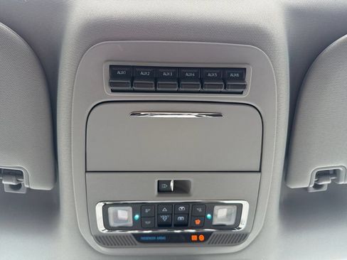 New 2026 Ford F250 Lariat w/ Tremor Off-Road Package AWD/4WD image 23