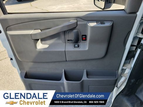 New 2025 Chevrolet Express 3500 w/ Power Convenience Package image 34