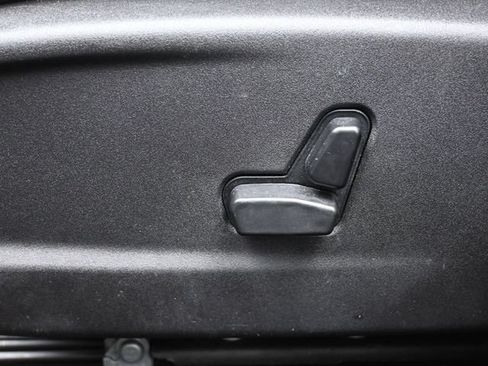 Used 2023 Dodge Charger SXT RWD image 12