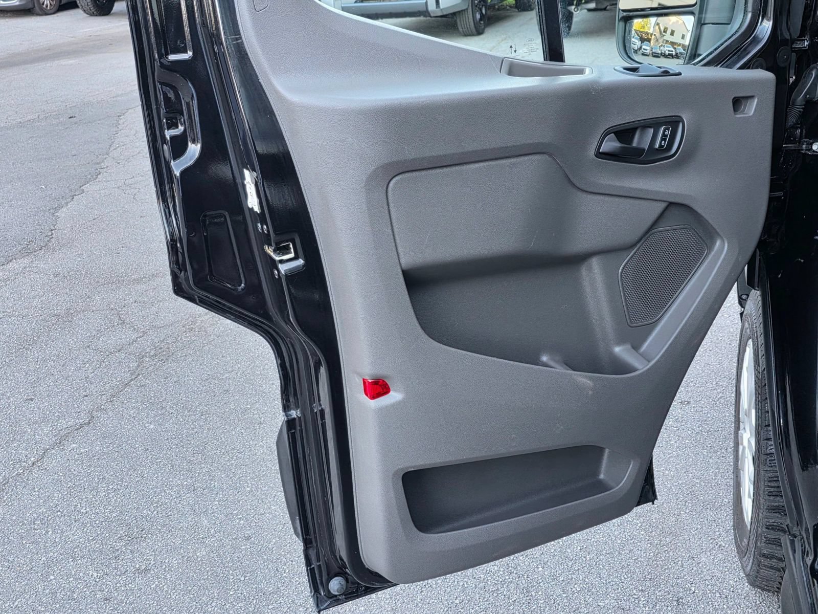 Used 2024 Ford Transit 350 XLT RWD image 23