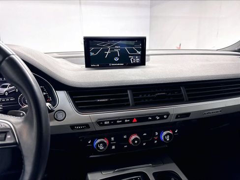 Used 2019 Audi Q7 2.0T Premium Plus w/ Premium Plus Package AWD/4WD image 9