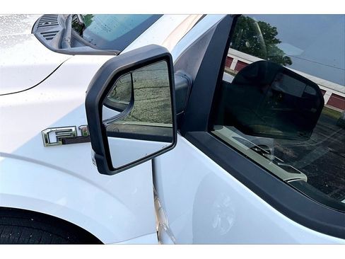 Used 2017 Ford F150 XLT AWD/4WD image 32