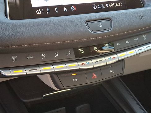 Used 2020 Cadillac XT4 Premium Luxury w/ Technology Package image 19