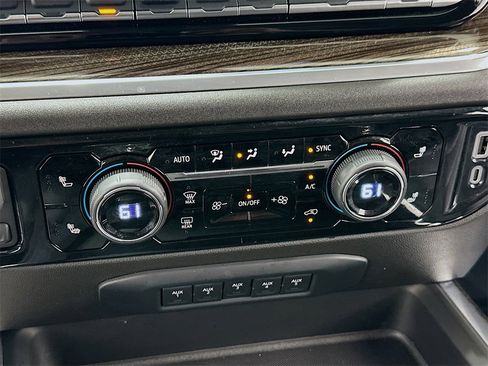 Used 2025 Chevrolet Silverado 2500 LT w/ Trail Boss Package image 16