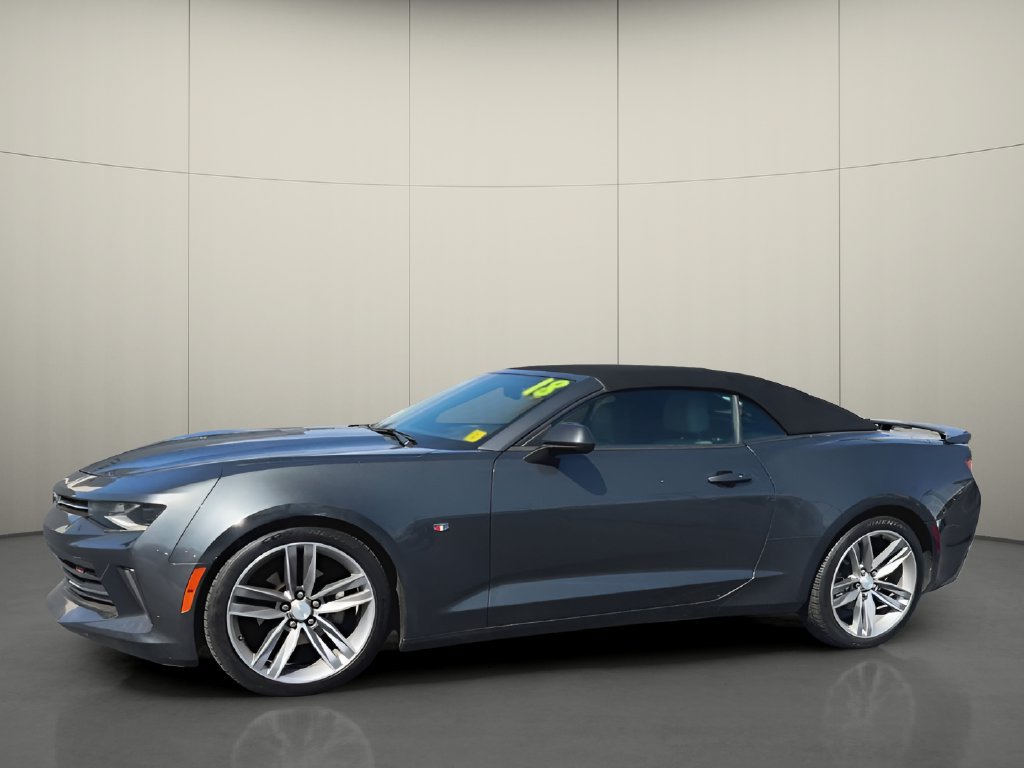Used 2018 Chevrolet Camaro LT RWD image 5