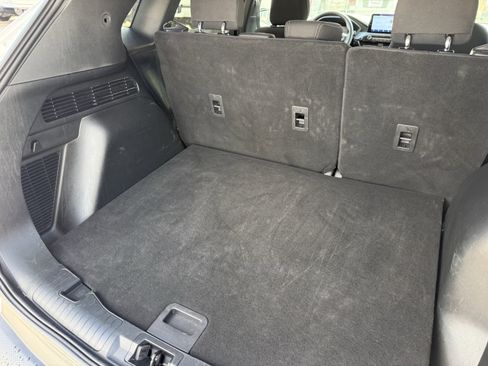 Used 2025 Ford Escape Active image 33