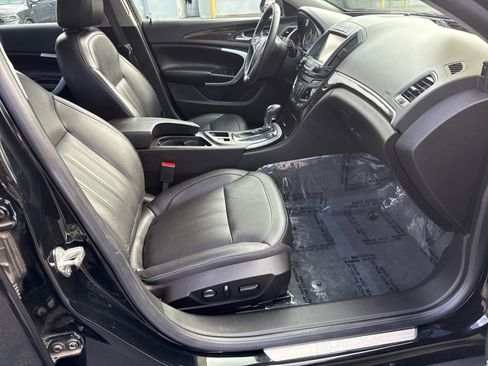 Used 2016 Buick Regal Premium w/ Driver Confidence Package #2 image 12