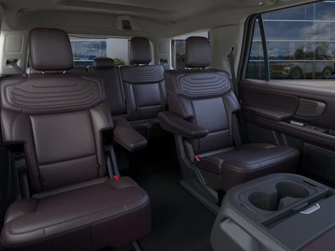 New 2026 Ford Expedition Platinum w/ Platinum Ultimate Package AWD/4WD image 11