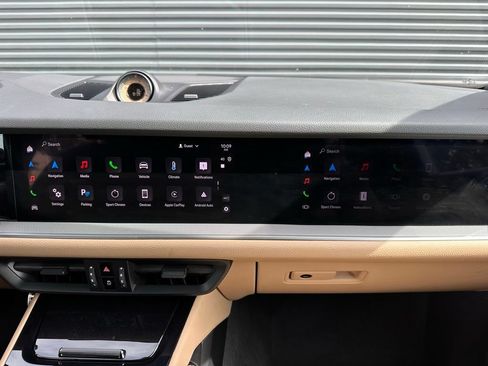 Certified 2025 Porsche Cayenne S AWD/4WD image 39