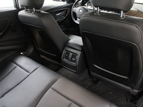 Used 2015 BMW 320i Sedan image 13