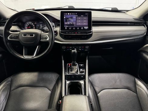 Used 2022 Jeep Compass Limited AWD/4WD image 17