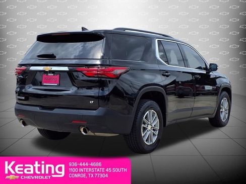 Used 2022 Chevrolet Traverse LT FWD image 8