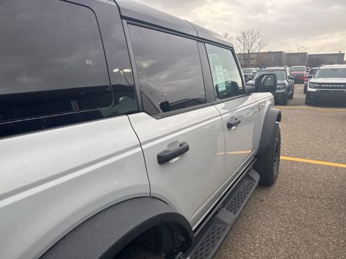 New 2026 Ford Bronco Badlands image 23