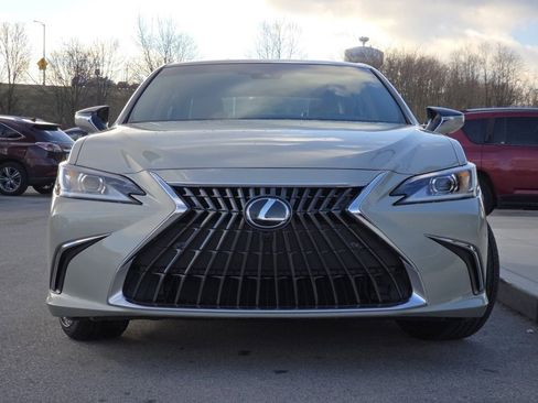 New 2025 Lexus ES 350 Luxury image 3