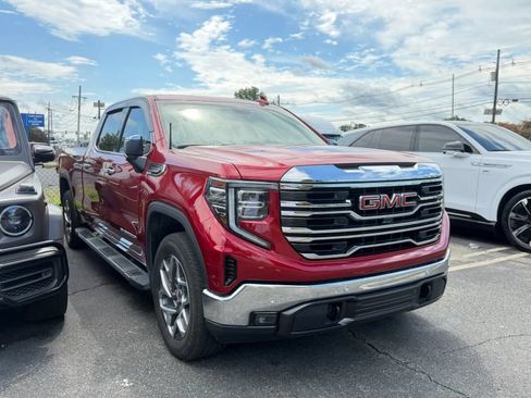 Used 2024 GMC Sierra 1500 SLT w/ SLT Premium Plus Package AWD/4WD image 2