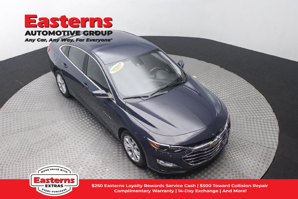Used 2025 Chevrolet Malibu LT FWD image 4