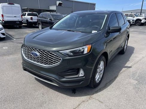 Used 2024 Ford Edge SEL w/ Convenience Package image 7