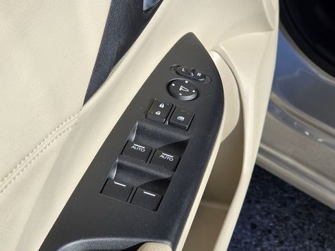 Used 2015 Honda Accord EX-L image 17