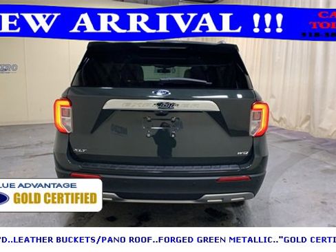 Certified 2022 Ford Explorer XLT w/ Equipment Group 202A image 5