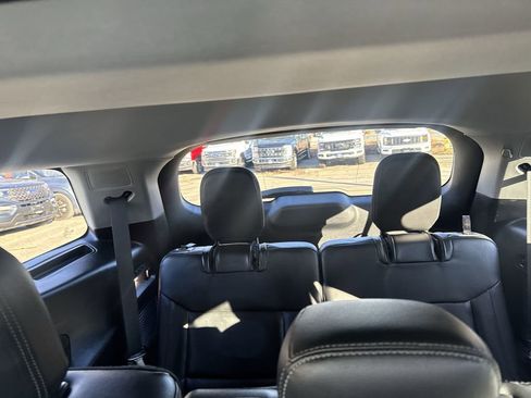 Used 2022 Ford Explorer Limited w/ Equipment Group 301A image 24