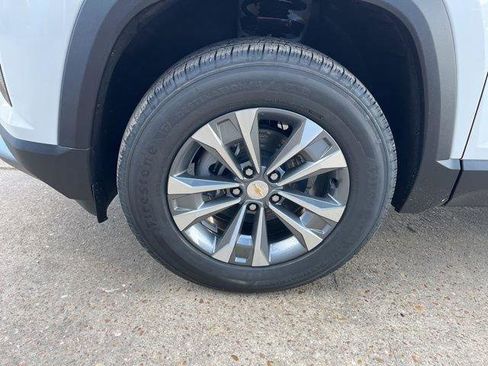 New 2026 Chevrolet Equinox LT image 6