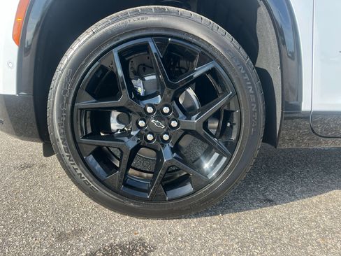 New 2026 Chevrolet Traverse RS w/ LPO, Illumination Package image 32