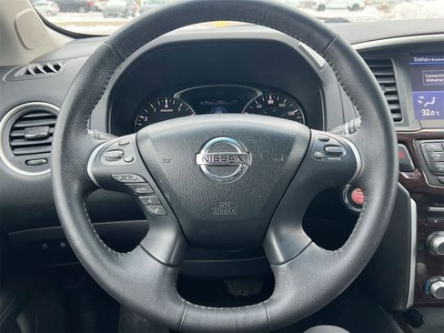 Used 2014 Nissan Pathfinder SL image 22