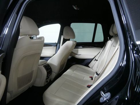 Used 2019 BMW X3 xDrive30i image 16