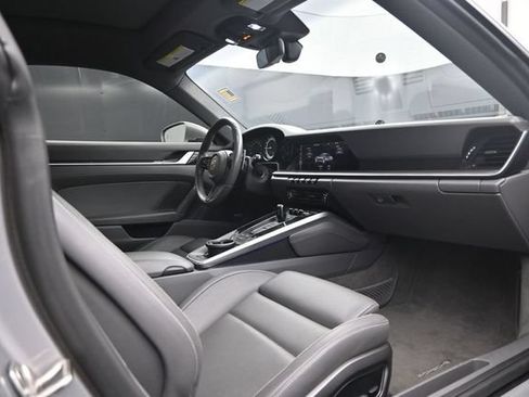 Used 2021 Porsche 911 Carrera 4 AWD/4WD image 14