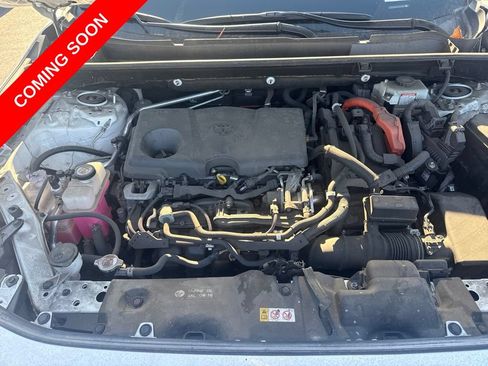 Used 2020 Toyota RAV4 LE w/ Carpet Mat Package AWD/4WD image 22