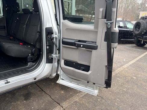 Used 2018 Ford F150 XL w/ Equipment Group 101A Mid image 28