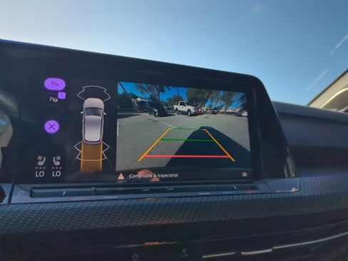 Used 2024 Volkswagen Golf R image 16