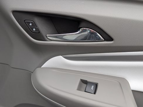 Used 2023 Chevrolet Bolt EUV Premier image 21