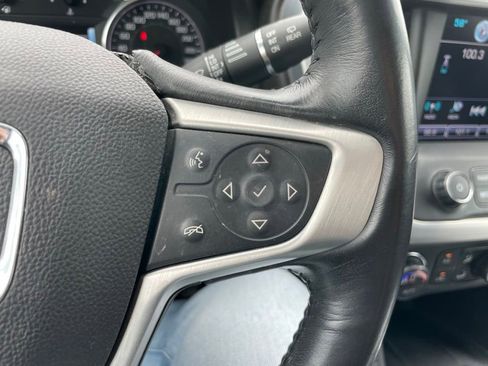 Used 2018 GMC Acadia SLT AWD/4WD image 22