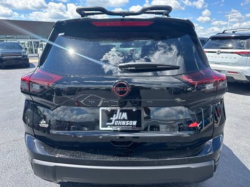 New 2026 Nissan Rogue SV AWD/4WD image 4