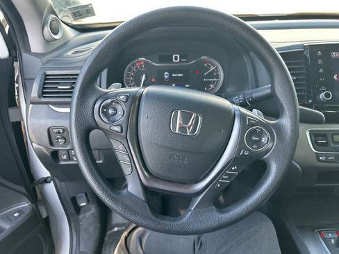 Used 2023 Honda Ridgeline Sport image 3