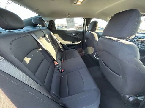 Used 2024 Chevrolet Malibu LT FWD image 16
