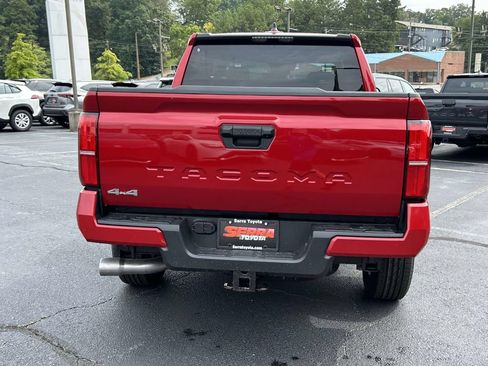 New 2026 Toyota Tacoma SR5 AWD/4WD image 4