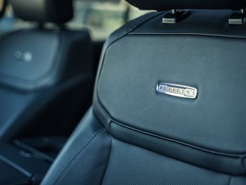 New 2025 Ford Expedition Platinum w/ Stealth Performance Package image 47