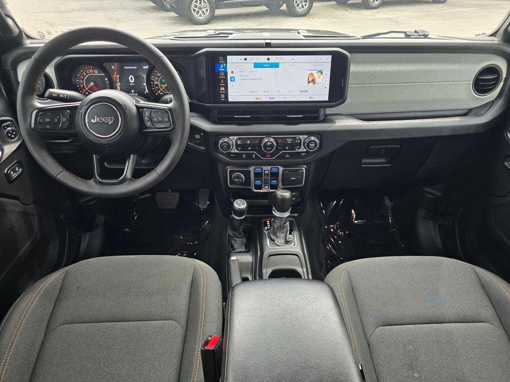 Used 2024 Jeep Gladiator Sport AWD/4WD image 5