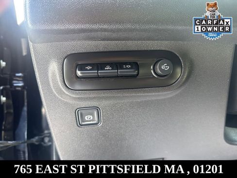 Used 2023 GMC Terrain Denali w/ Denali Premium Package image 33