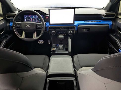 Used 2024 Toyota Tacoma TRD Sport image 15