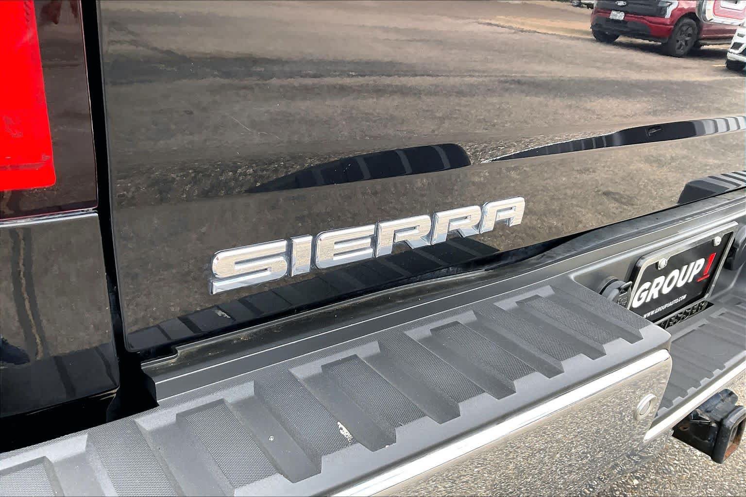 Used 2018 GMC Sierra 1500 SLE w/ SLE Value Package AWD/4WD image 29