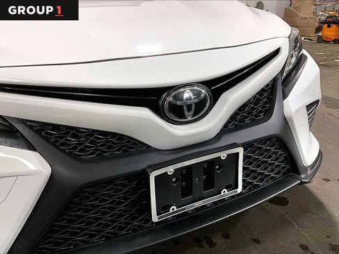 Certified 2019 Toyota Camry SE image 29