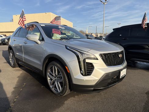 Used 2019 Cadillac XT4 Sport w/ Enhanced Visibility Package image 4