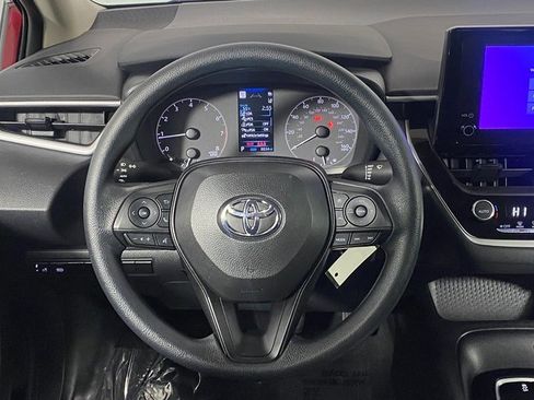 Certified 2023 Toyota Corolla LE image 18