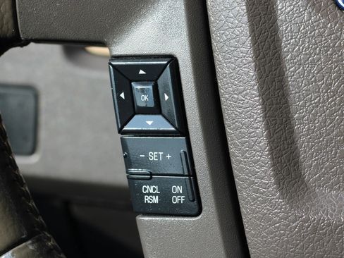 Used 2014 Ford F150 XLT w/ Equipment Group 302A Luxury image 16