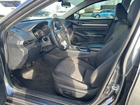 Used 2022 Nissan Altima 2.5 SV image 11